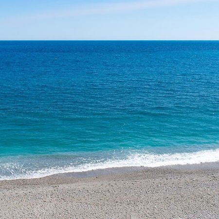Beach House Acquamarina يتوجاني المظهر الخارجي الصورة