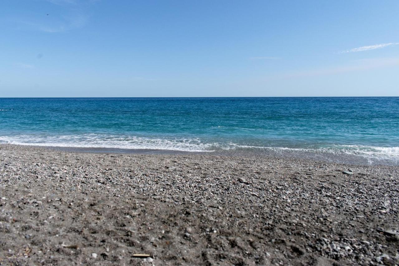 Beach House Acquamarina يتوجاني المظهر الخارجي الصورة